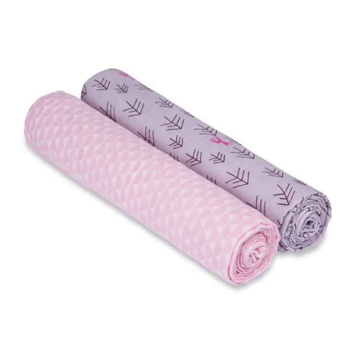 Lassig ExtraLarge 2Pack Fawn Swaddle & Burp Blankets in Pink Bed