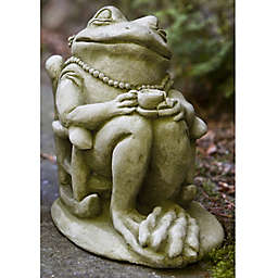 Campania Tea Frog Garden Statue in English Moss Green