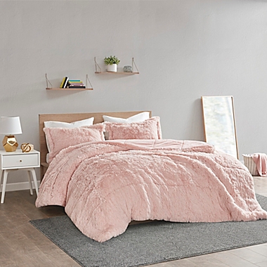 Intelligent Design Malea Shaggy Faux Fur 2-Piece Twin/Twin XL Comforter Set in Blush. View a larger version of this product image.