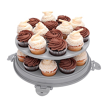 David Tutera Dessert Carrier Center. View a larger version of this product image.