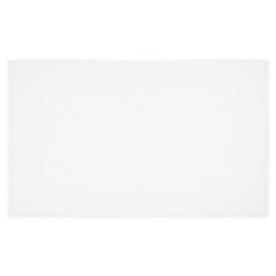 Nestwell&trade; 20&quot; x 33&quot; Flat Weave Bath Rug in White