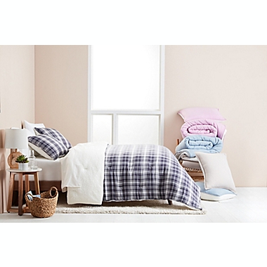 UGG&reg; Devon Sherpa 2-Piece Reversible Twin/Twin XL Comforter Set in Seal Grey Heather. View a larger version of this product image.