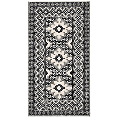 Safavieh Veranda Ronin 4&#39; x 5&#39;7 Indoor/Outdoor Area Rug in Charcoal. View a larger version of this product image.