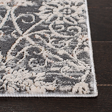 Safavieh Alhambra 8&#39; x 10&#39; Gabias Area Rug in Cream. View a larger version of this product image.