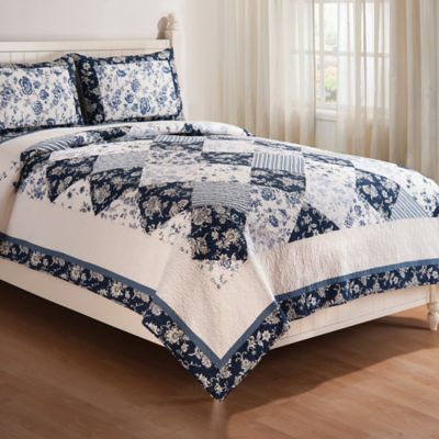 blue and white quilt