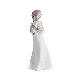 Lladro Nao® A Gift From the Heart Figurine