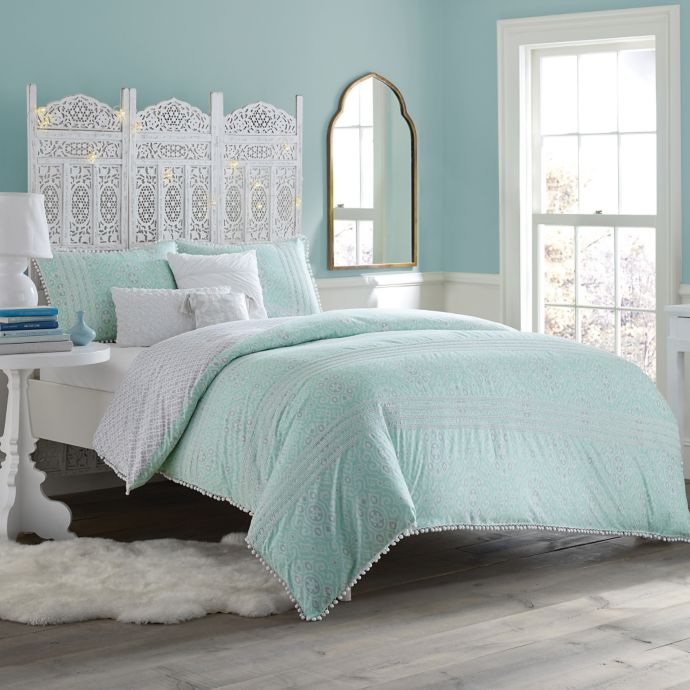 Anthology Moroccan Party Comforter Set In Mint Green White Bed