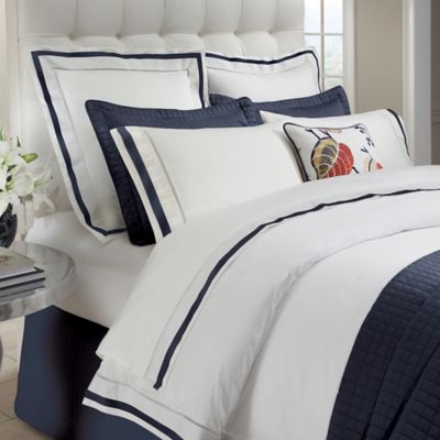 Down Town Company Chelsea Queen Duvet Cover in White/Navy