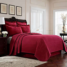 Williamsburg Richmond Queen Coverlet in Red