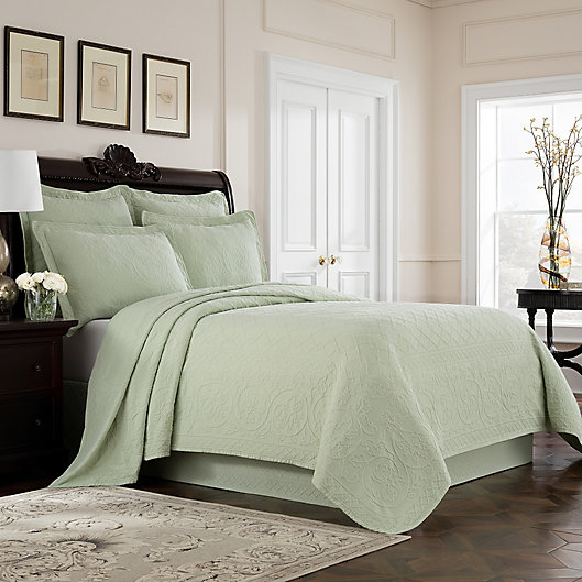 Alternate image 1 for Williamsburg Richmond Queen Coverlet in Green