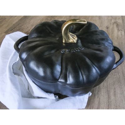 Pumpkin Cast Iron Stew Pot - Blackbrdstore