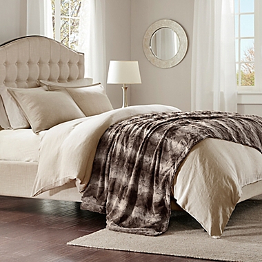 Madison Park Zuri Faux Fur Oversized Bed Throw Blanket in Chocolate. View a larger version of this product image.