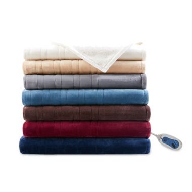 Woolrich&reg; Plush Berber Heated Throw Blanket. View a larger version of this product image.