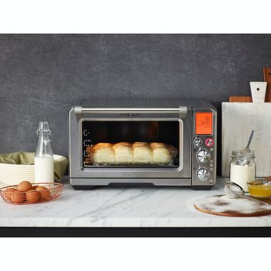 Breville&reg; Smart Oven&reg; Air Fryer Pro. View a larger version of this product image.