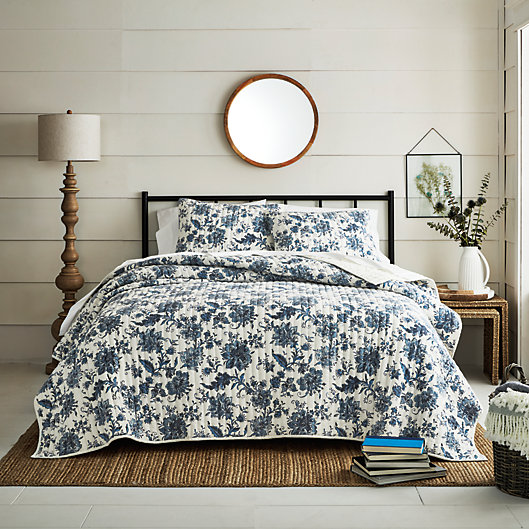 Alternate image 1 for Bee & Willow™ 3-Piece Cary Floral King Quilt Set in Blue