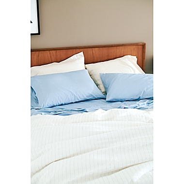 Nestwell&trade; Pinstripe Cotton Linen 3-Piece King Comforter Set in White/Blue. View a larger version of this product image.