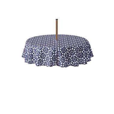 Everhome&trade; Graphic Trellis 70-Inch Round Tablecloth. View a larger version of this product image.