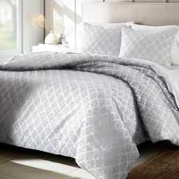 Everhome™ Henley Leaf 3-Piece Reversible Full/Queen Duvet Cover Set in Microchip
