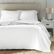 Everhome&trade; Colette Chevron 3-Piece King Quilt Set in Bright White