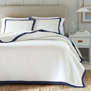 Everhome&trade; Hanover Hotel Border 3-Piece King Quilt Set in Navy. View a larger version of this product image.