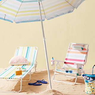 beach chairs & umbrellas