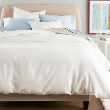 Nestwell&reg; Washed Linen Cotton 3-Piece Full/Queen Duvet Cover Set in White. View a larger version of this product image.