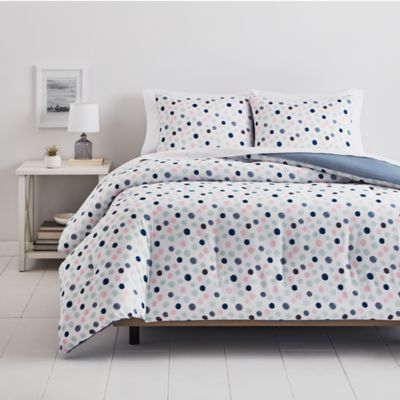Simply Essential&trade; Dots 2-Piece Twin/Twin XL Comforter Set