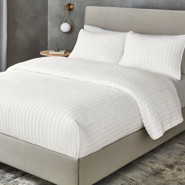 The Threadery&trade; Cotton Cashmere 3-Piece Queen Quilt Set in Bright White. View a larger version of this product image.