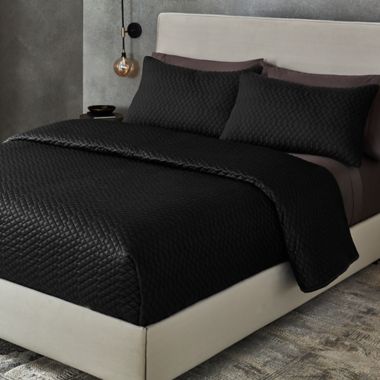 The Threadery&trade; Diamond Stitch 3-Piece Full/Queen Quilt Set in Tuxedo. View a larger version of this product image.