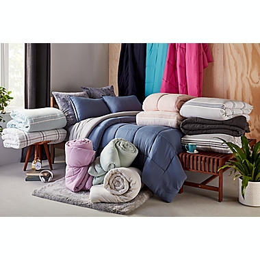 UGG&reg; Devon Stripe 3-Piece Full/Queen Quilt Set in Seal. View a larger version of this product image.