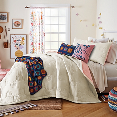 Wild Sage&trade; Jaimie Wave 3-Piece Reversible Quilt Set. View a larger version of this product image.