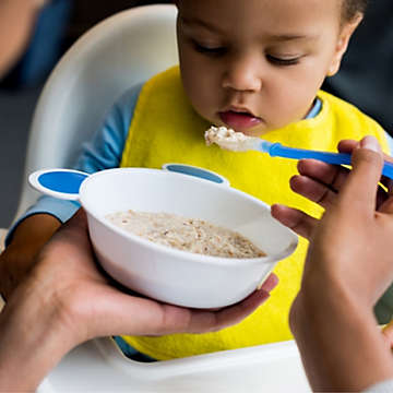 starting solids: fill up on advice for when to start, what to feed, and more on date June 1st