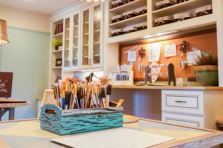 How to Build an Organized Yet Comfy Craft Room