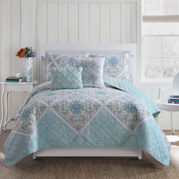 VCNY Windsor Reversible Quilt Set | Bed Bath & Beyond