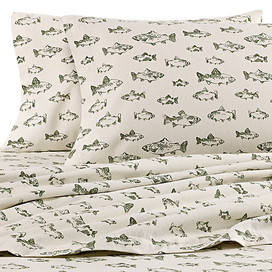 Alternate image 1 for Eddie Bauer® School of Fish Cotton Flannel Queen Sheet Set in Green/Ivory
