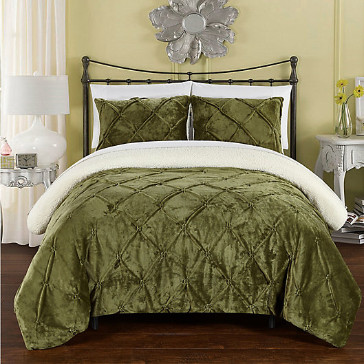 Alternate image 1 for Chic Home Aurelia 3-Piece Queen Comforter Set in Green