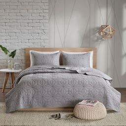 Urban Habitat Caden Full/Queen Geo Quilted Coverlet Bedding Set in Grey