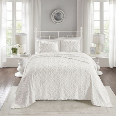 Sabrina 3 Piece Bedspread Set In White, Cal King White Bedding