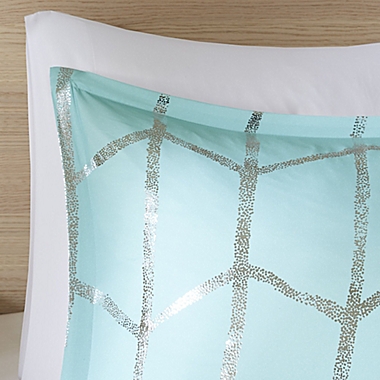 Intelligent Design Raina 4-Piece Twin/Twin XL Duvet Cover Set in Aqua/Silver. View a larger version of this product image.