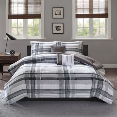 Intelligent Design Rudy Plaid 4-Piece Twin/Twin XL Comforter Set in Black. View a larger version of this product image.
