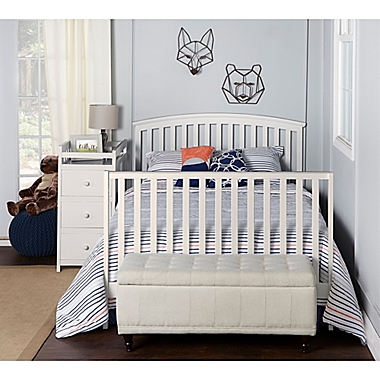 Dream On Me Niko 5-in-1 Convertible Crib and Changer in White. View a larger version of this product image.