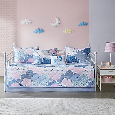 Urban Habitat Kids Daybed Set. View a larger version of this product image.