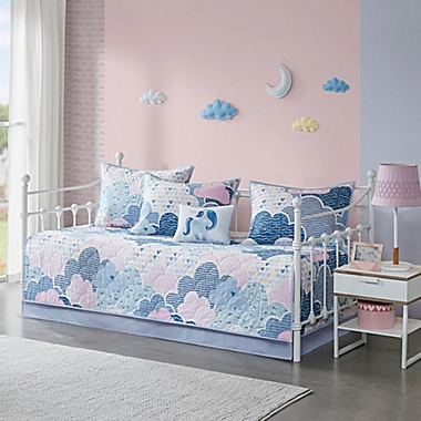 Urban Habitat Kids Daybed Set. View a larger version of this product image.