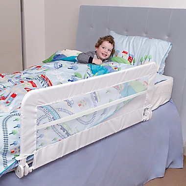 Dreambaby&reg; Savoy Full Size Bed Rail in White. View a larger version of this product image.