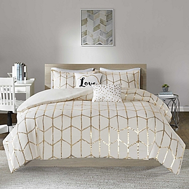 Intelligent Design Raina King/California King Duvet Cover Set in Ivory/Gold. View a larger version of this product image.