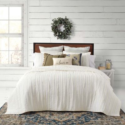 Bee &amp; Willow&trade; French Vintage Ruffled 3-Piece Quilt Set
