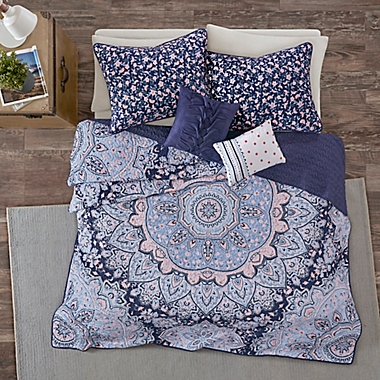 Intelligent Design Odette 4-Piece Twin/Twin XL Coverlet Set. View a larger version of this product image.