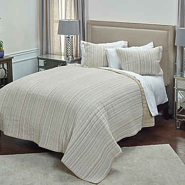 Rizzy Home Patrick Queen Quilt in Ivory. View a larger version of this product image.