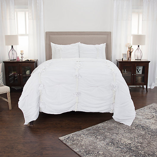 Alternate image 1 for Rizzy Home Aiyana King Quilt in White