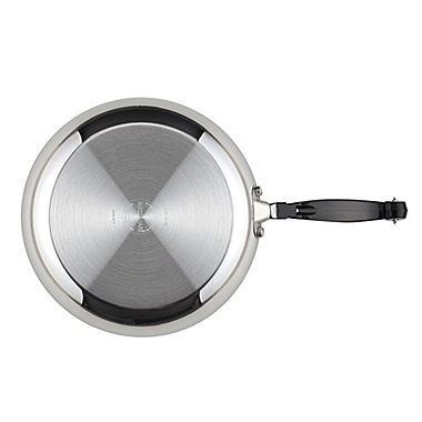 Farberware&reg; Classic Series&trade; II Cookware Collection. View a larger version of this product image.
